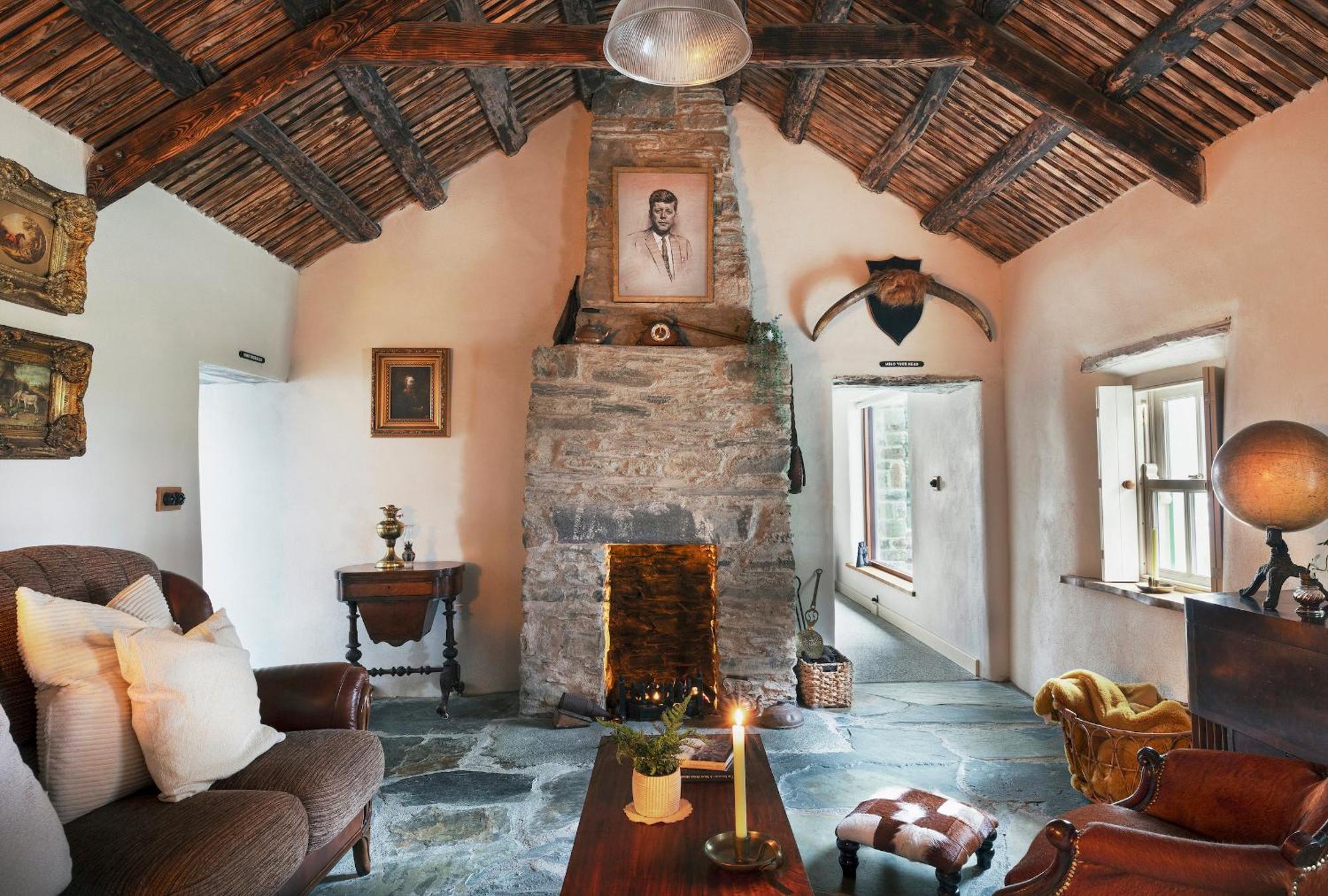 Secluded Thatched Cottage, Near Beaches & Hill Walking Rashenny Exterior foto